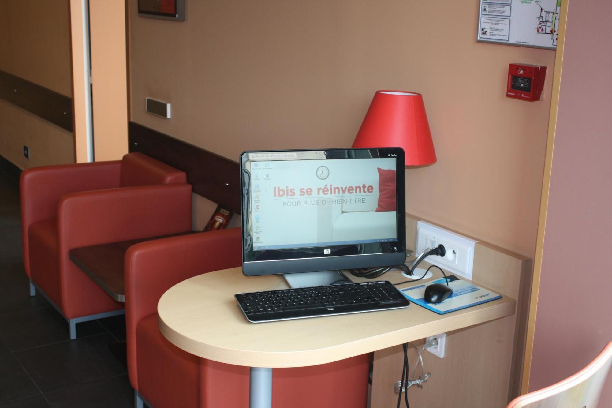 Ibis Lyon Sud Chasse Sur Rhone Hotel Exterior photo